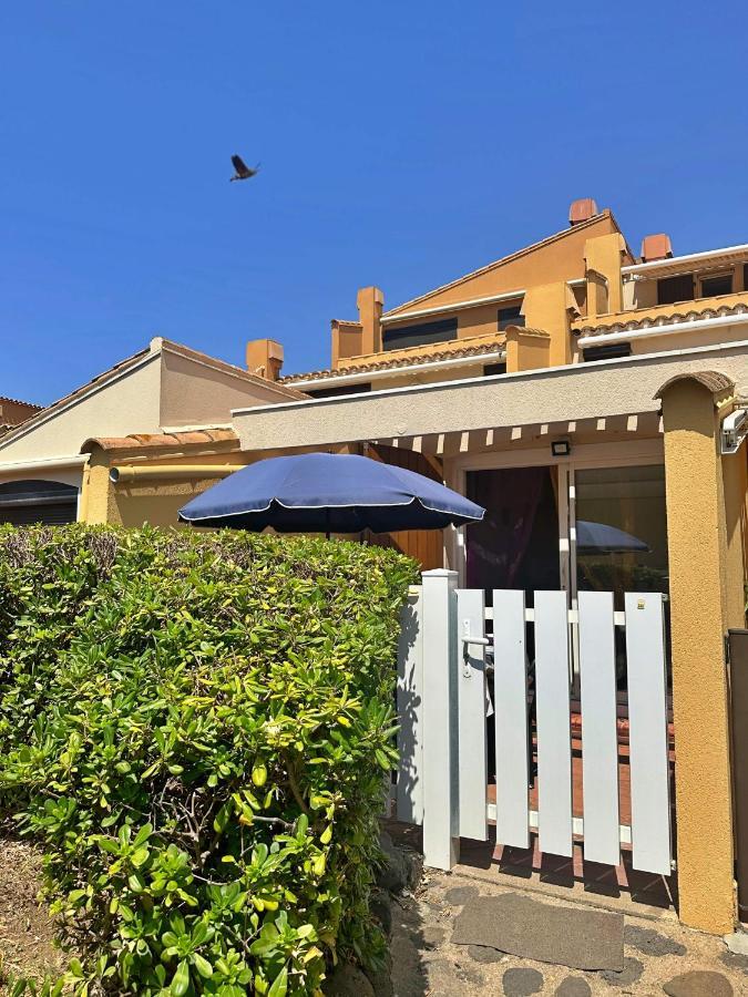 Bord De Mer: Seaside Retreat With Wi-fi And Parking *